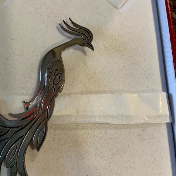 Brooch - Picture 2 of 4